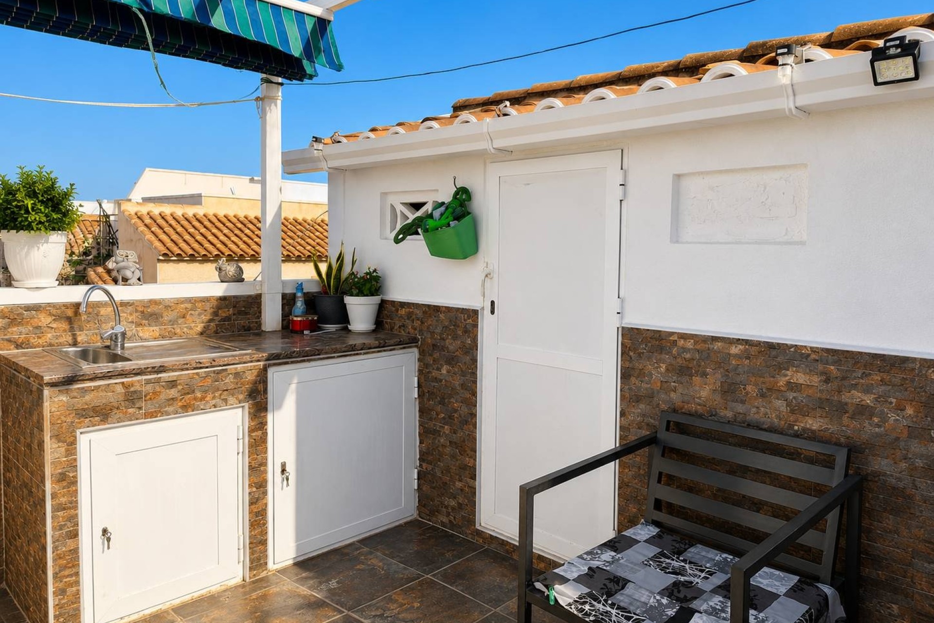 Venta - Apartamento / Piso -
Torrevieja