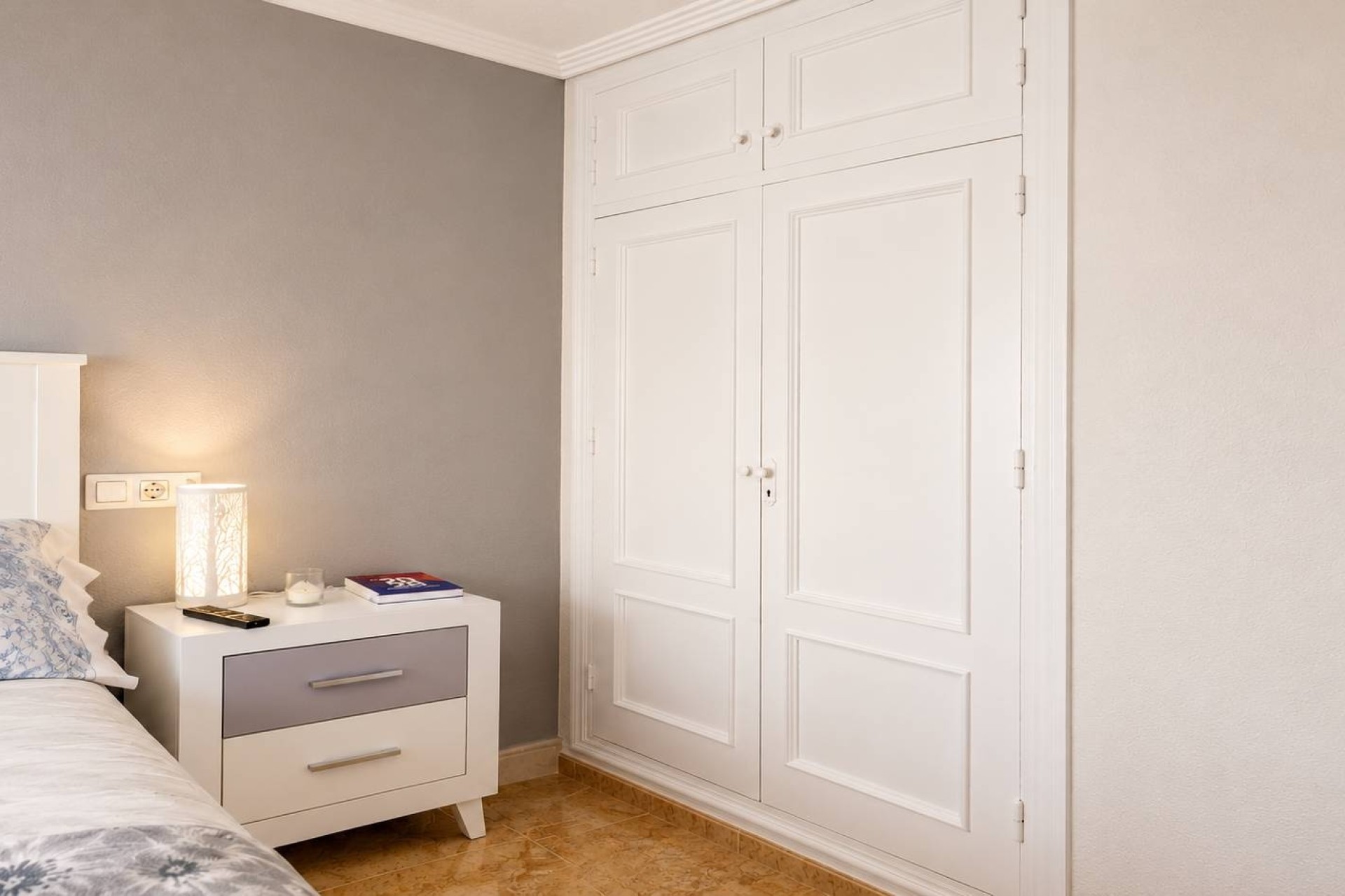 Venta - Apartamento / Piso -
Torrevieja