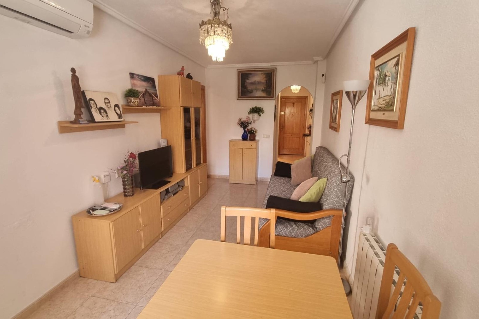 Venta - Apartamento / Piso -
Torrevieja