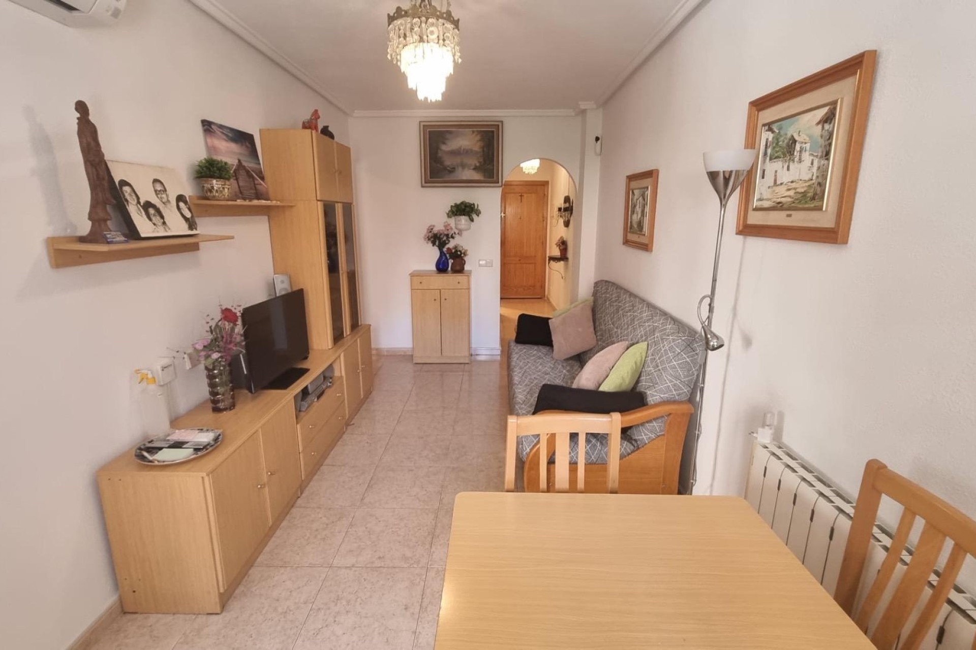 Venta - Apartamento / Piso -
Torrevieja