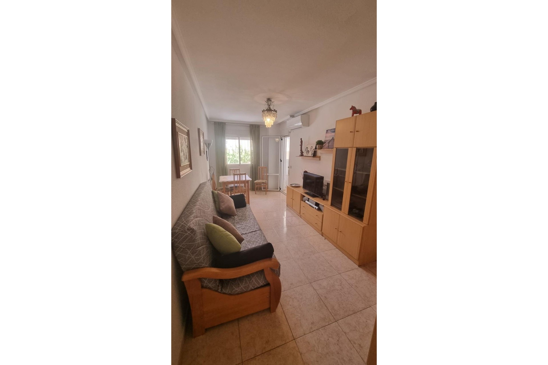 Venta - Apartamento / Piso -
Torrevieja