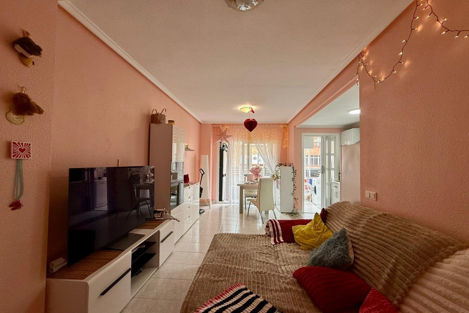 Venta - Apartamento / Piso -
Torrevieja