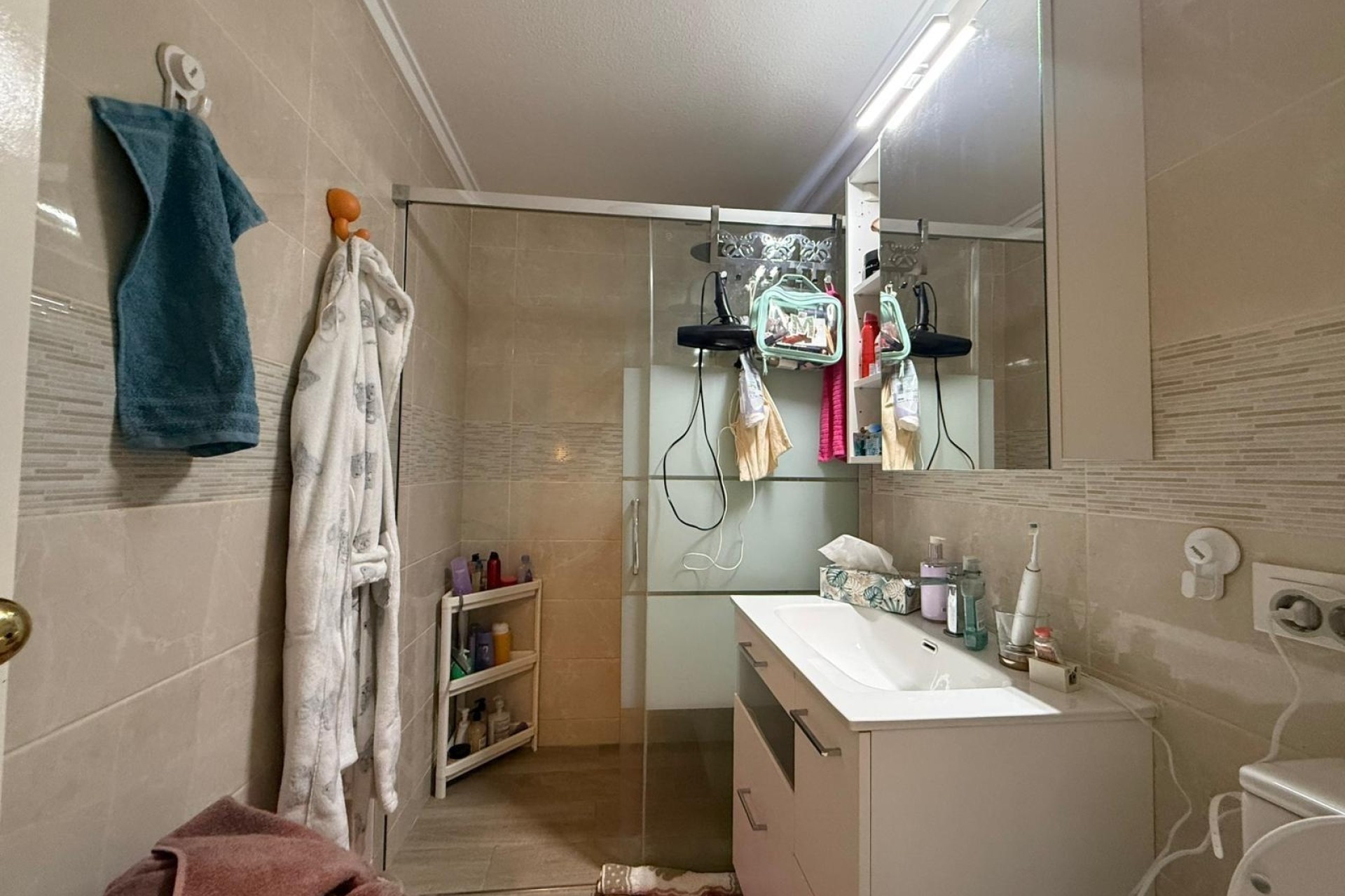 Venta - Apartamento / Piso -
Torrevieja