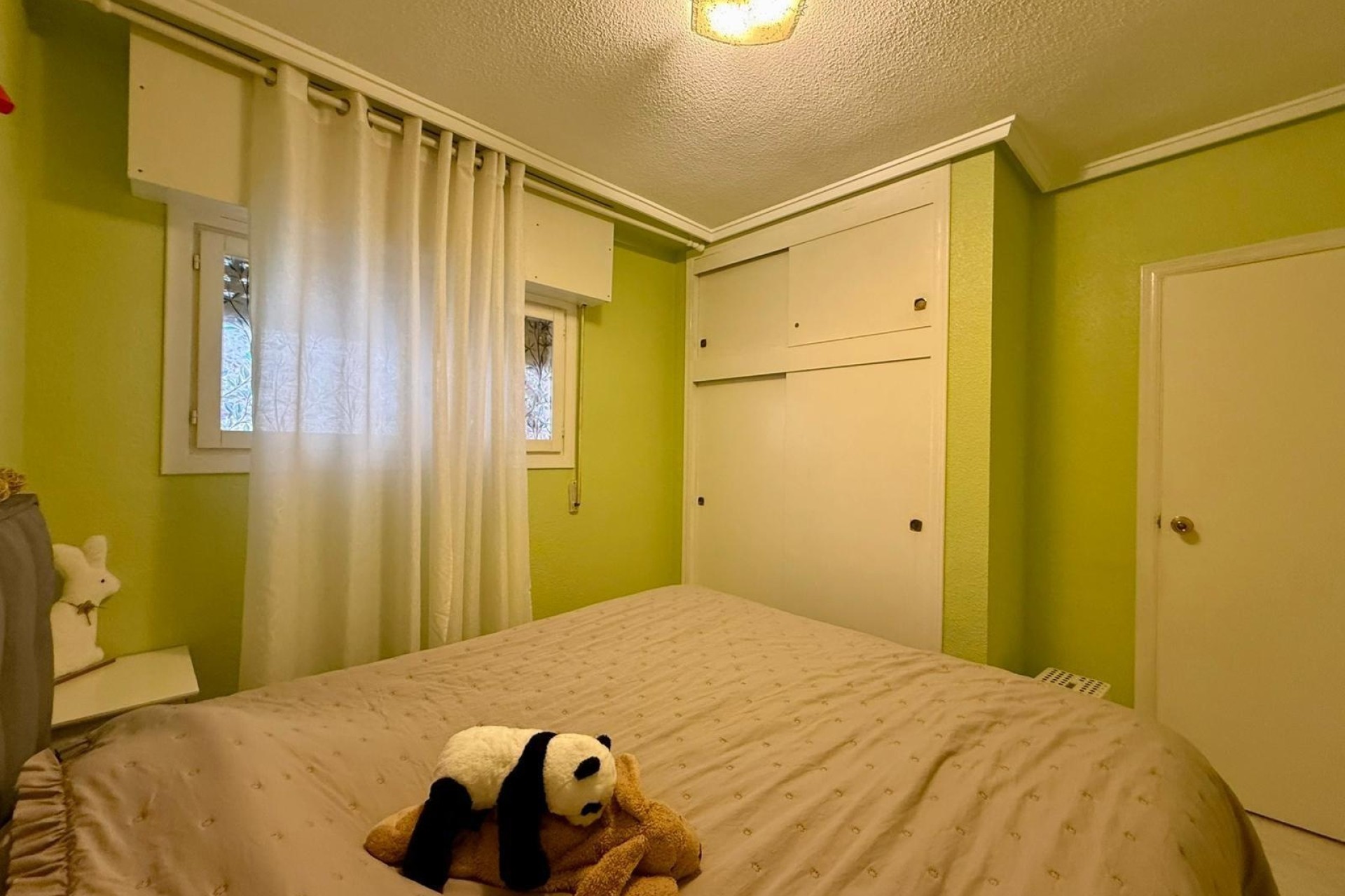 Venta - Apartamento / Piso -
Torrevieja