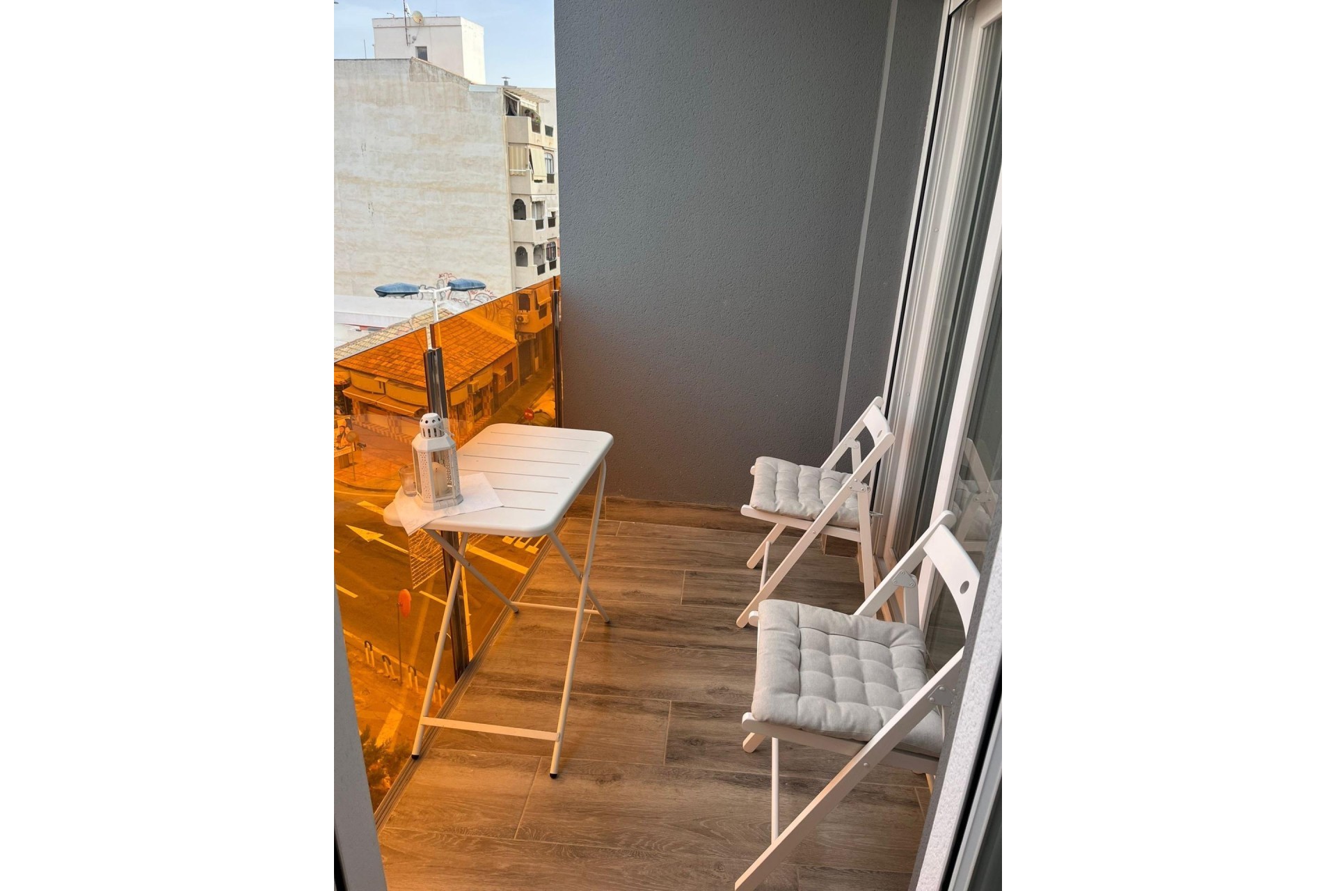 Venta - Apartamento / Piso -
Torrevieja