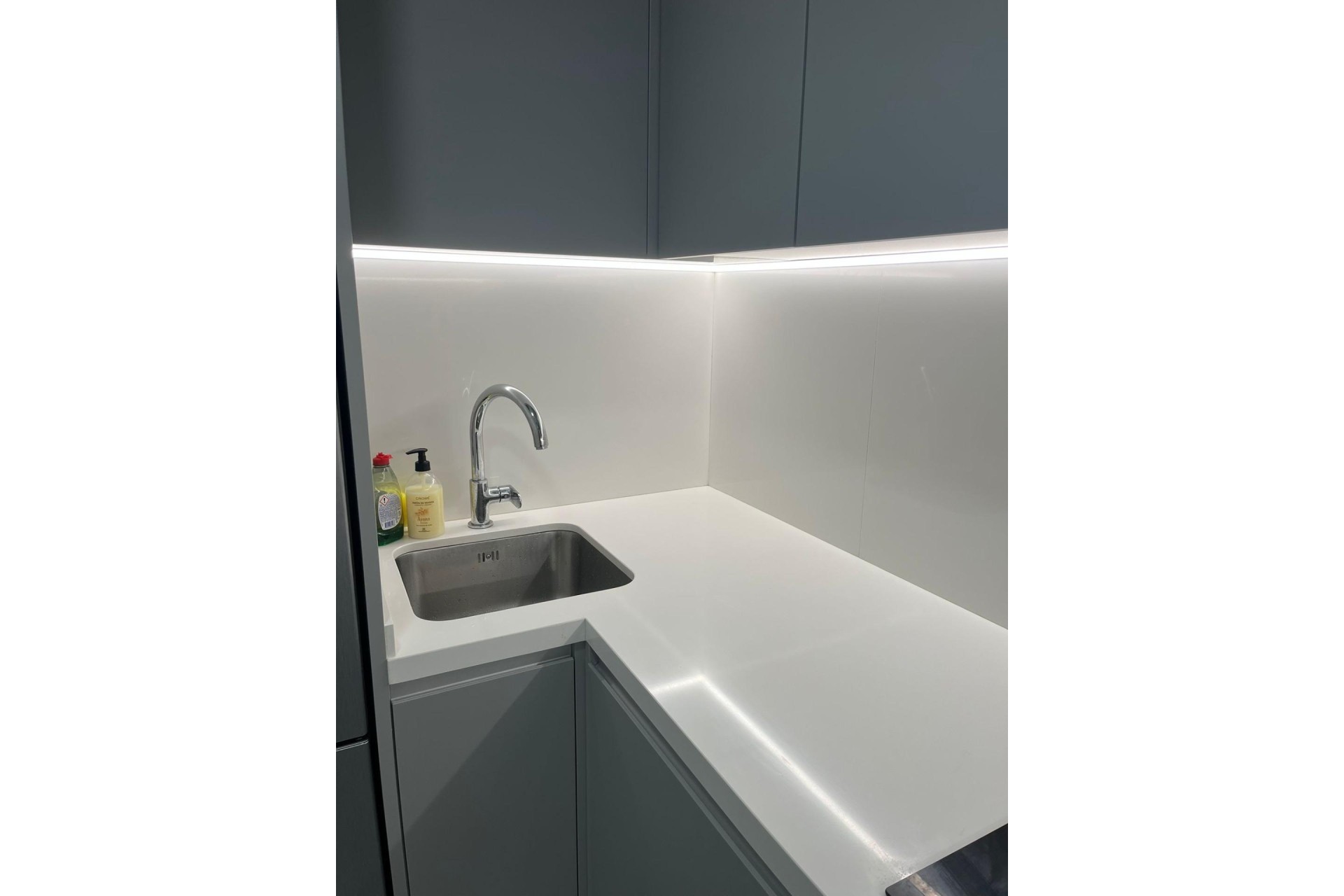 Venta - Apartamento / Piso -
Torrevieja