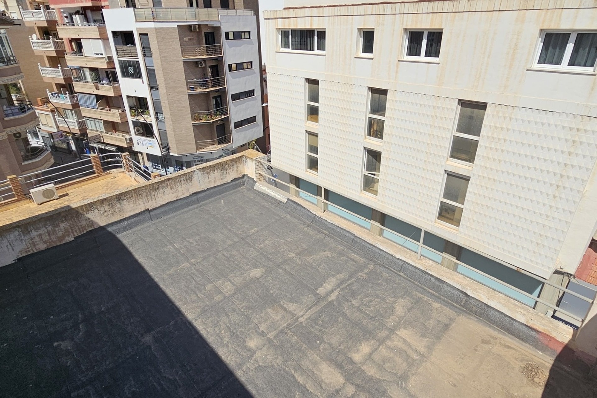 Venta - Apartamento / Piso -
Torrevieja