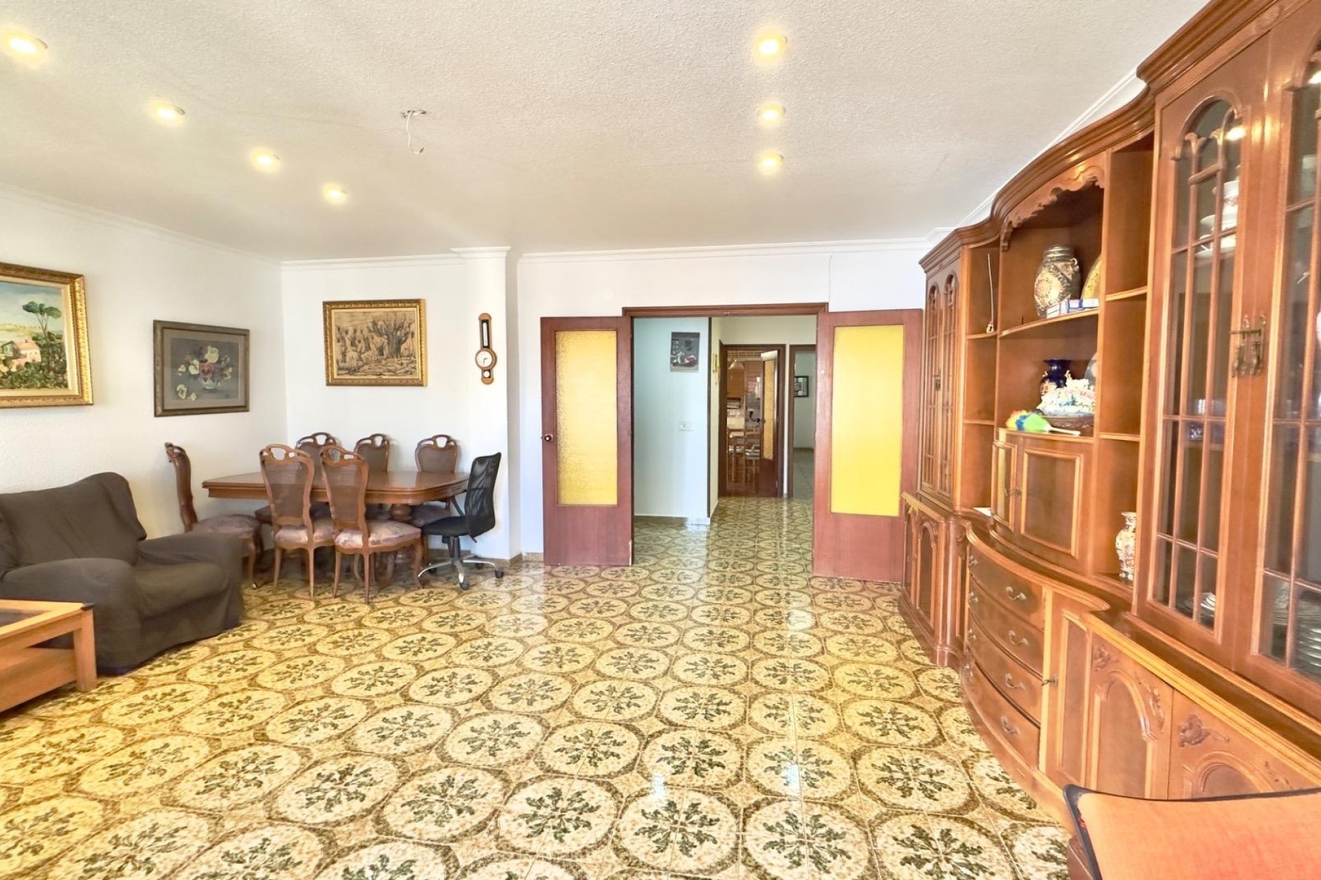 Venta - Apartamento / Piso -
Torrevieja