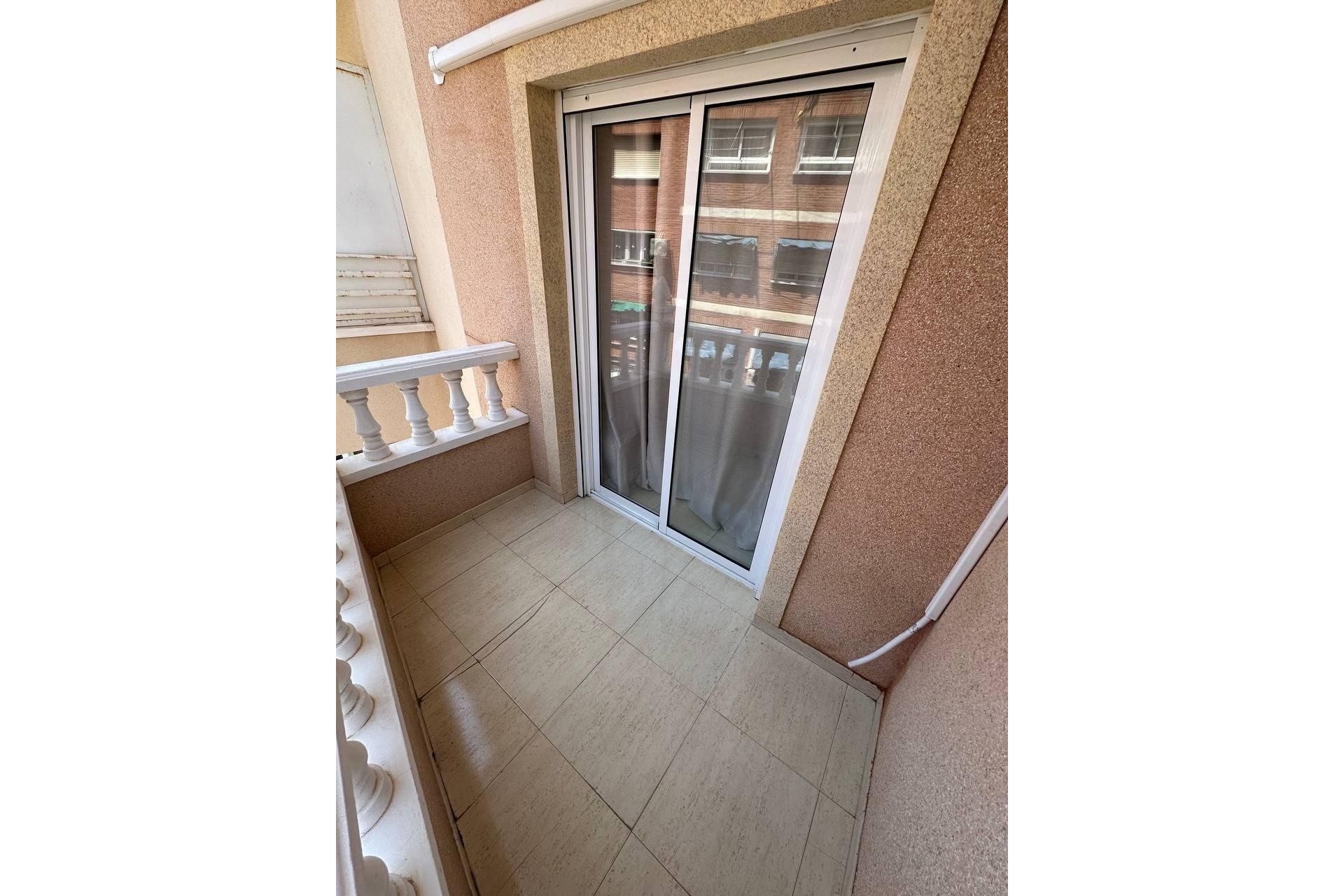 Venta - Apartamento / Piso -
Torrevieja