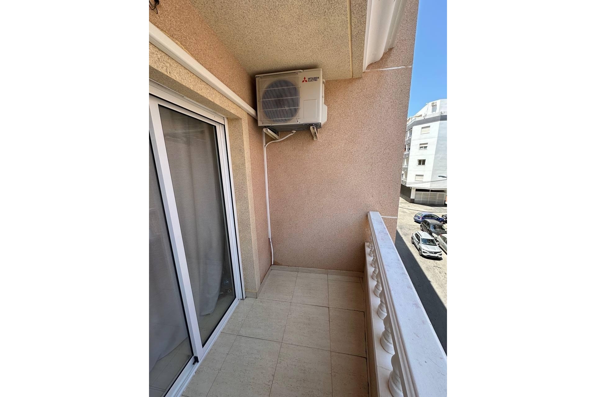 Venta - Apartamento / Piso -
Torrevieja