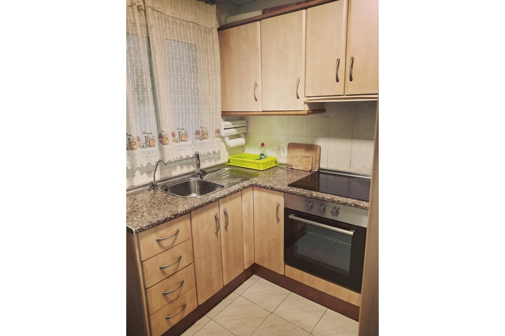 Venta - Apartamento / Piso -
Torrevieja