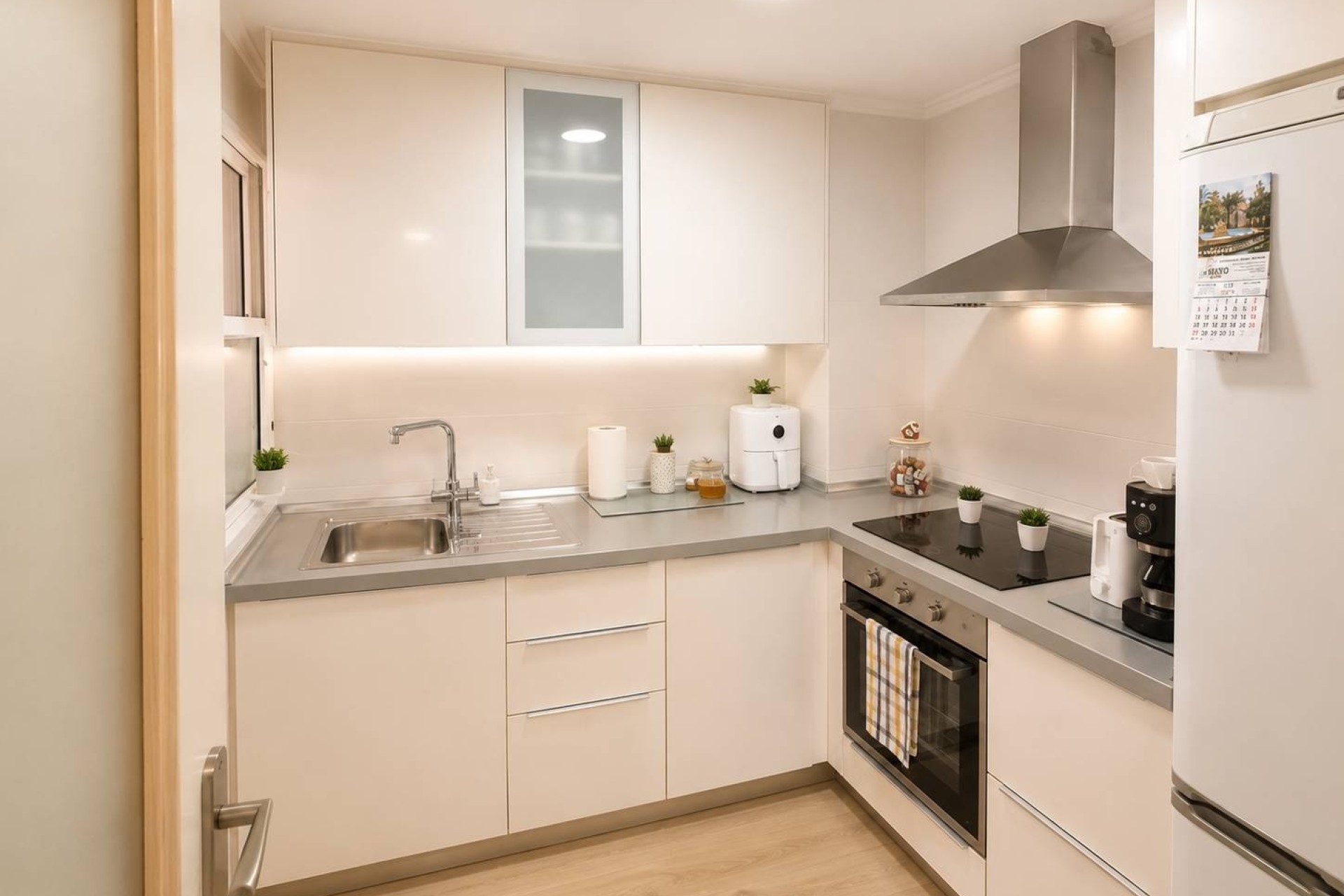 Venta - Apartamento / Piso -
Torrevieja