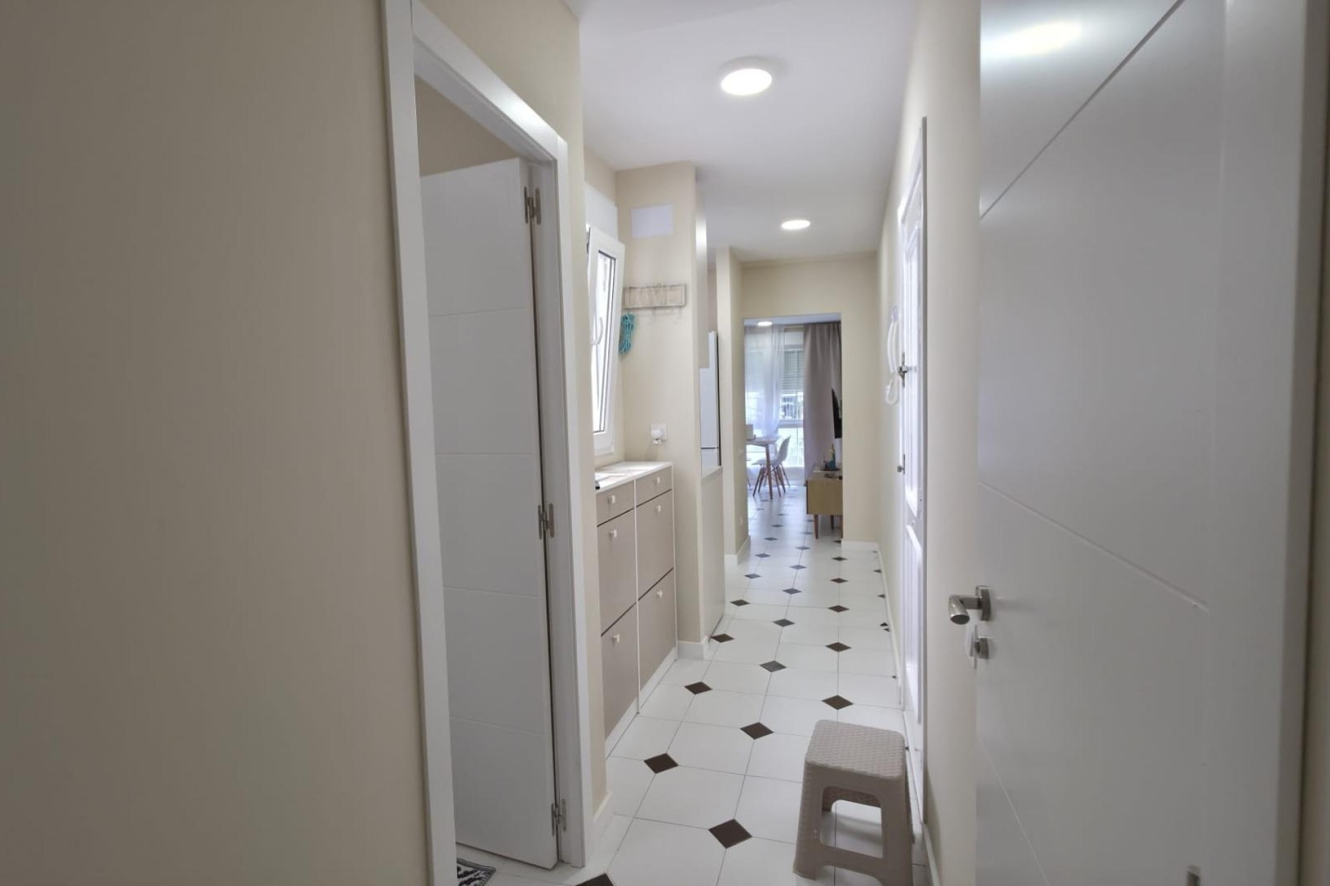 Venta - Apartamento / Piso -
Torrevieja