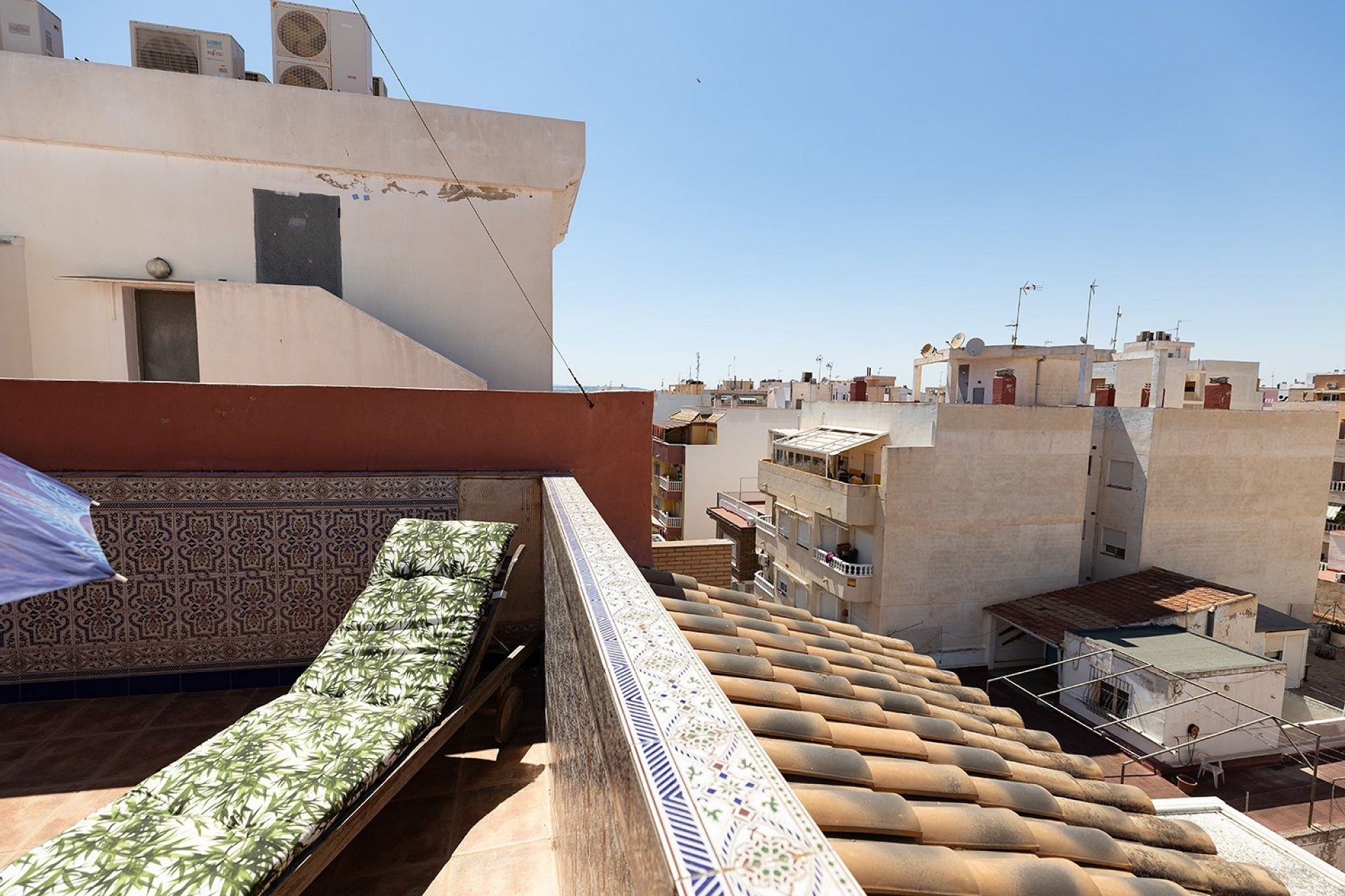 Venta - Apartamento / Piso -
Torrevieja