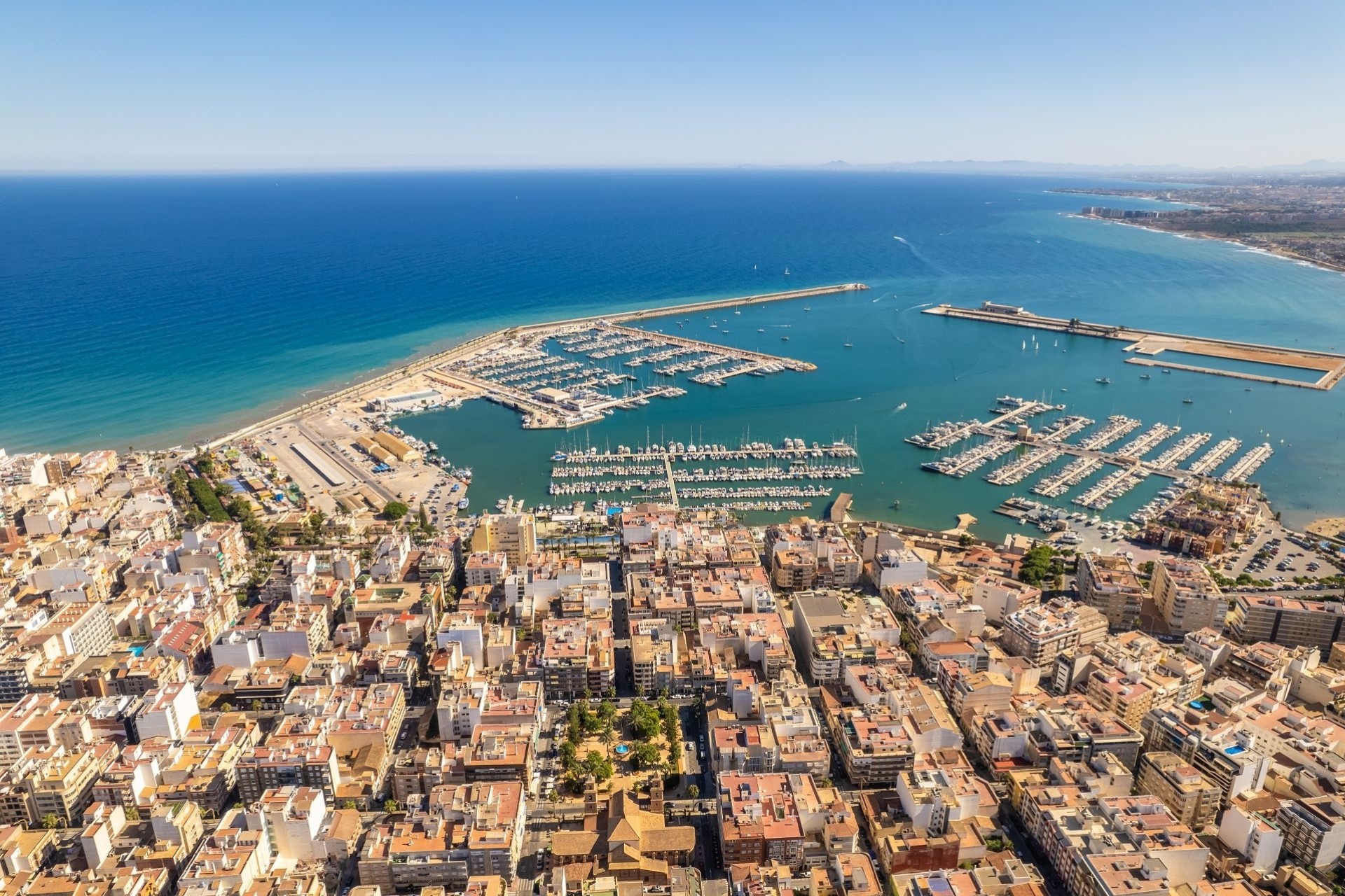 Venta - Apartamento / Piso -
Torrevieja