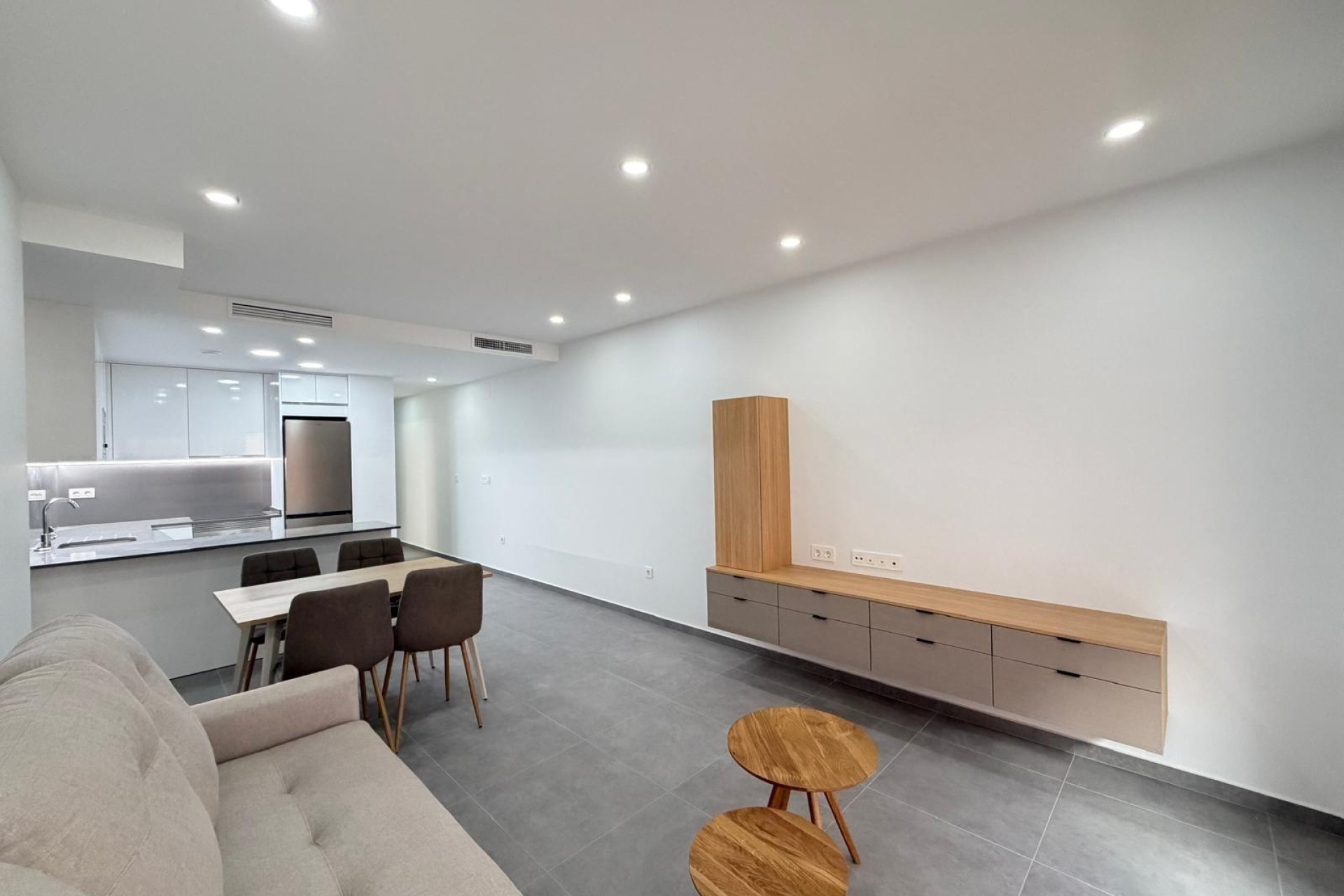 Venta - Apartamento / Piso -
Torrevieja