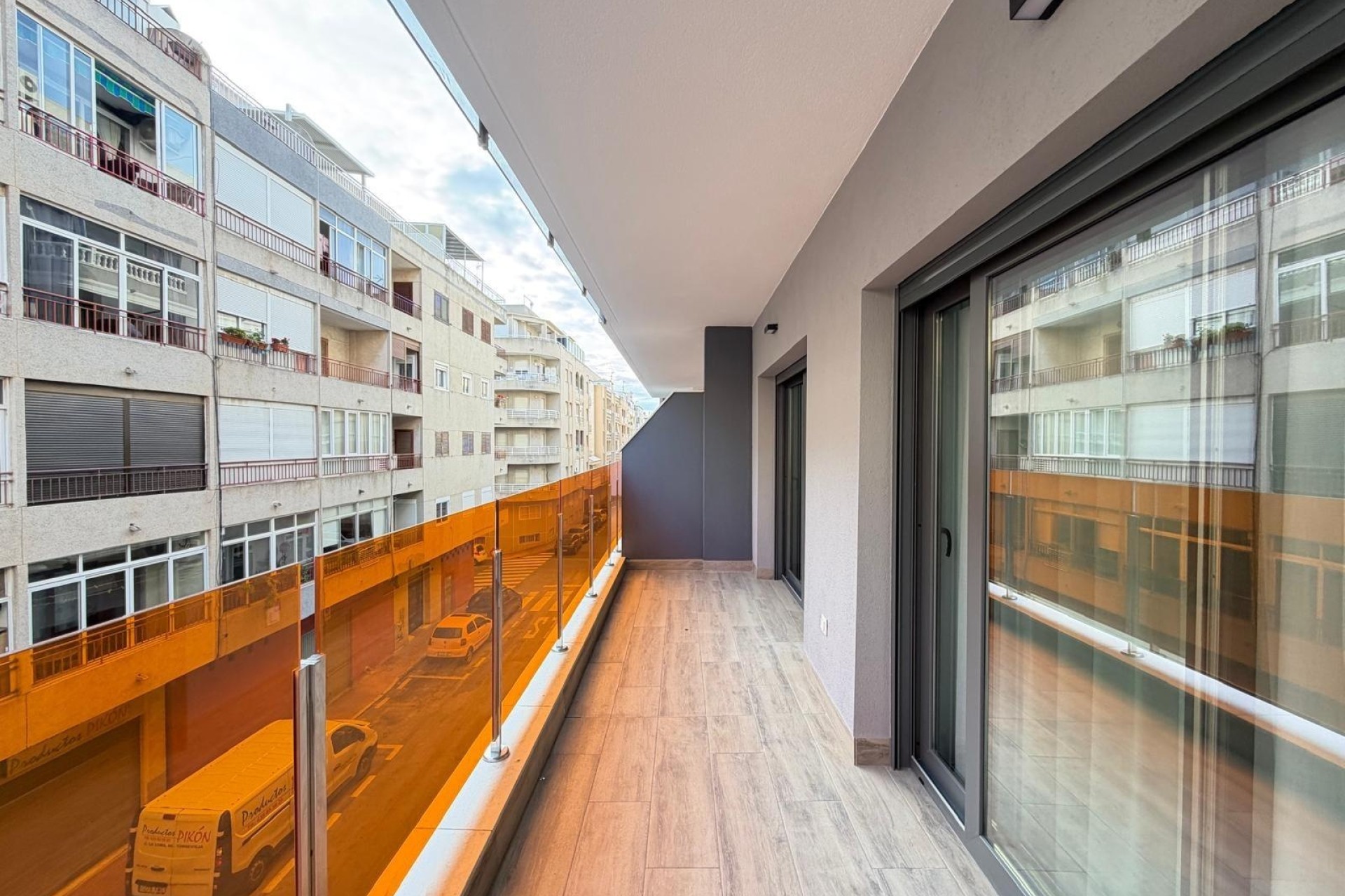 Venta - Apartamento / Piso -
Torrevieja