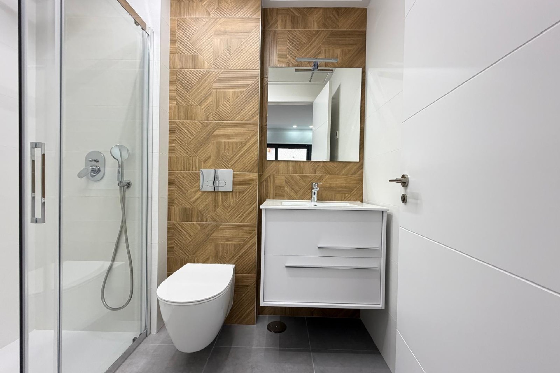 Venta - Apartamento / Piso -
Torrevieja
