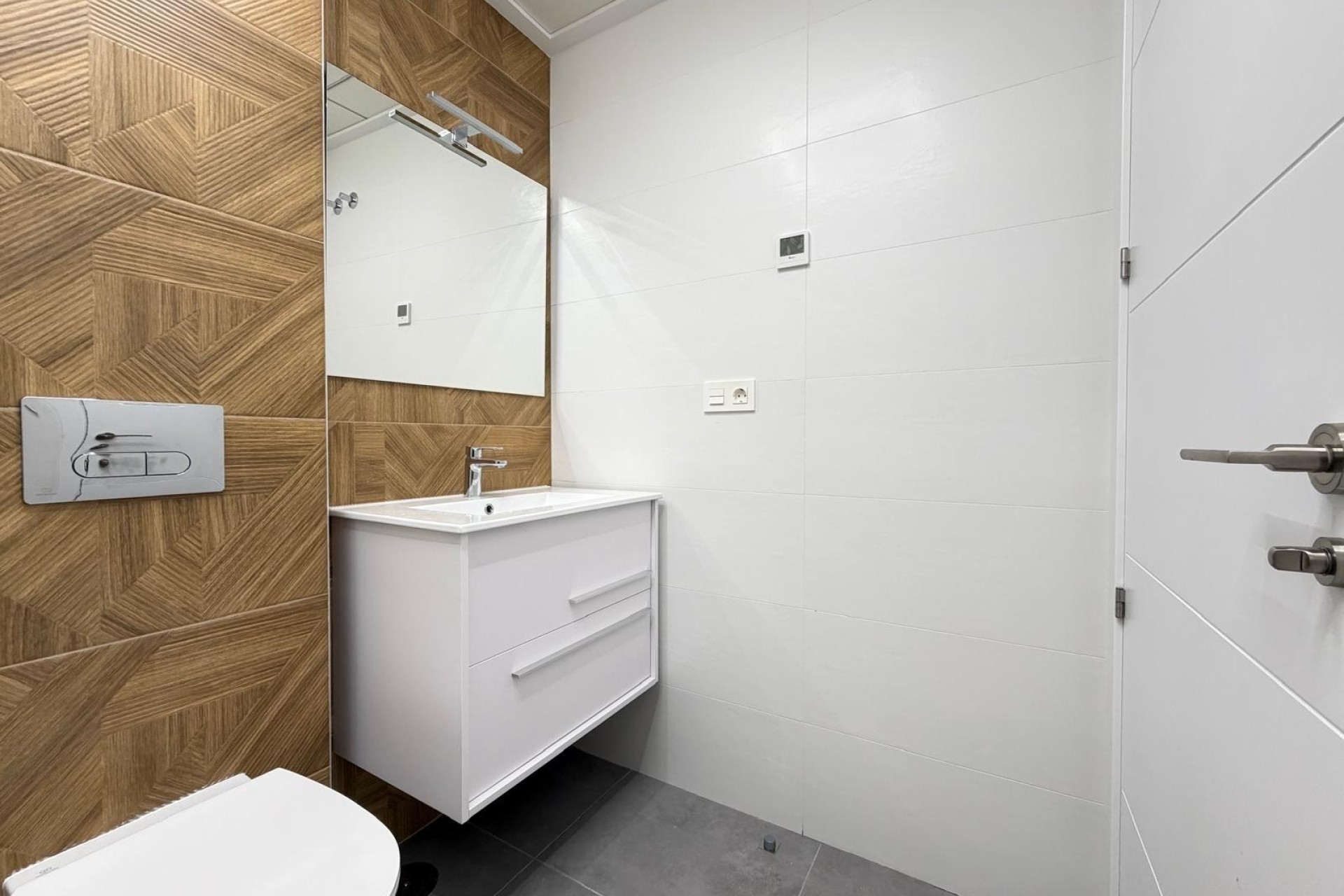 Venta - Apartamento / Piso -
Torrevieja