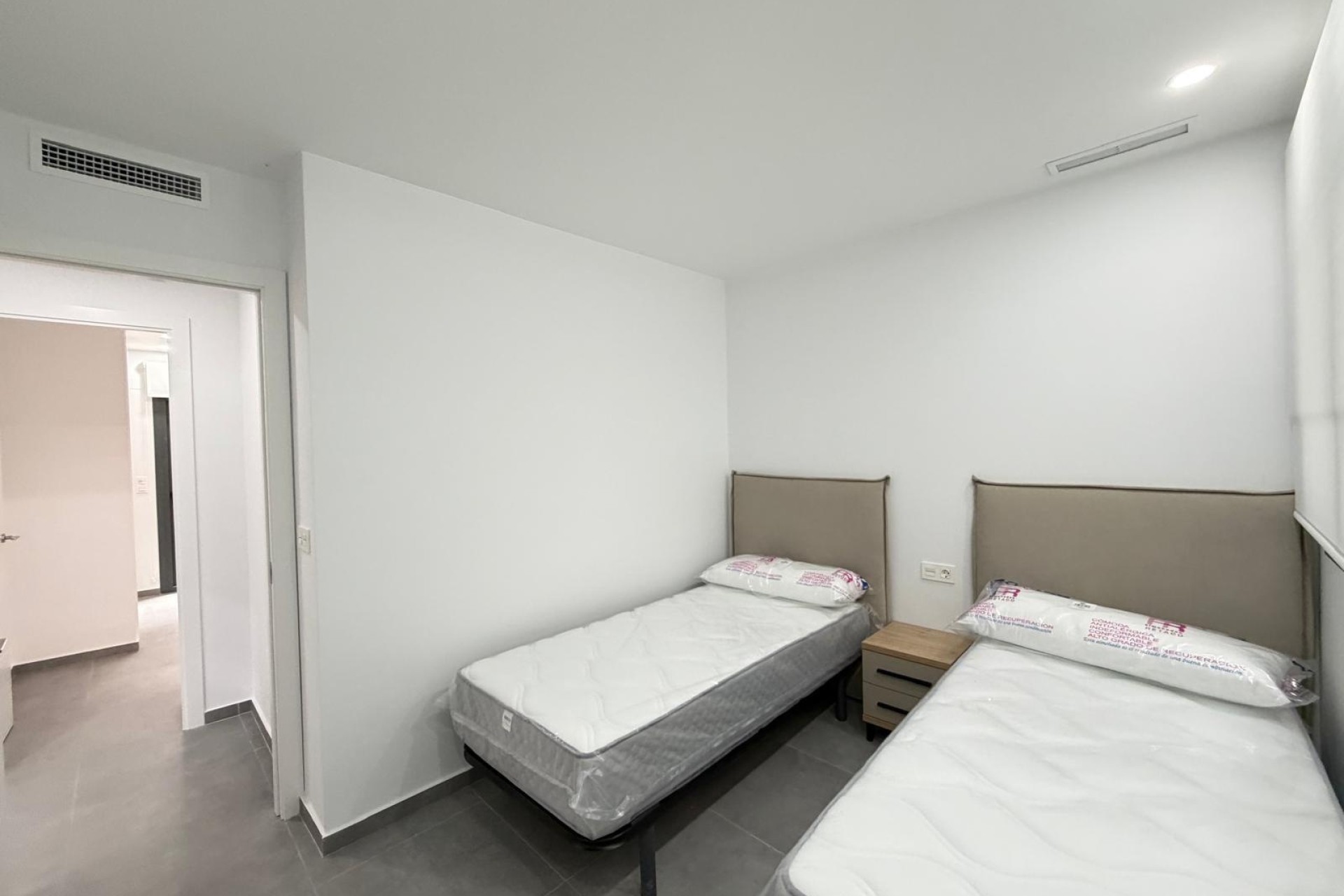 Venta - Apartamento / Piso -
Torrevieja