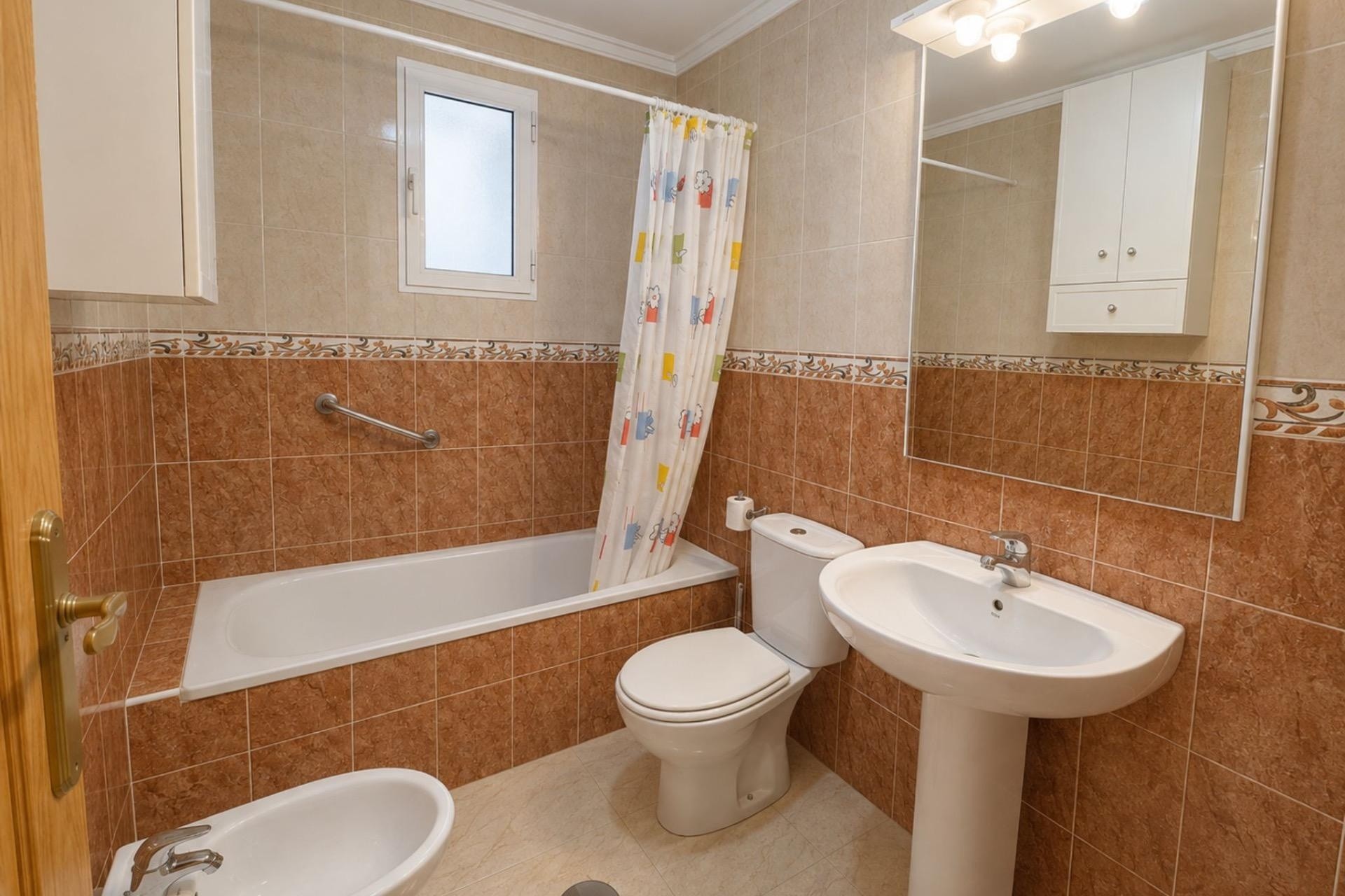 Venta - Apartamento / Piso -
Torrevieja