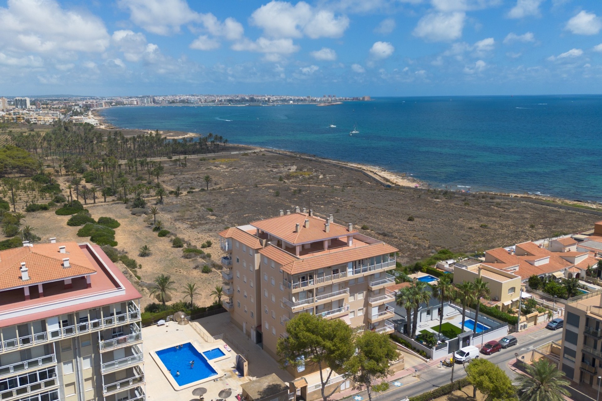 Venta - Apartamento / Piso -
Torrevieja