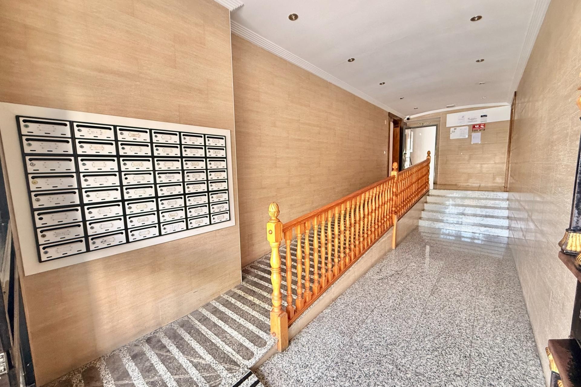 Venta - Apartamento / Piso -
Torrevieja
