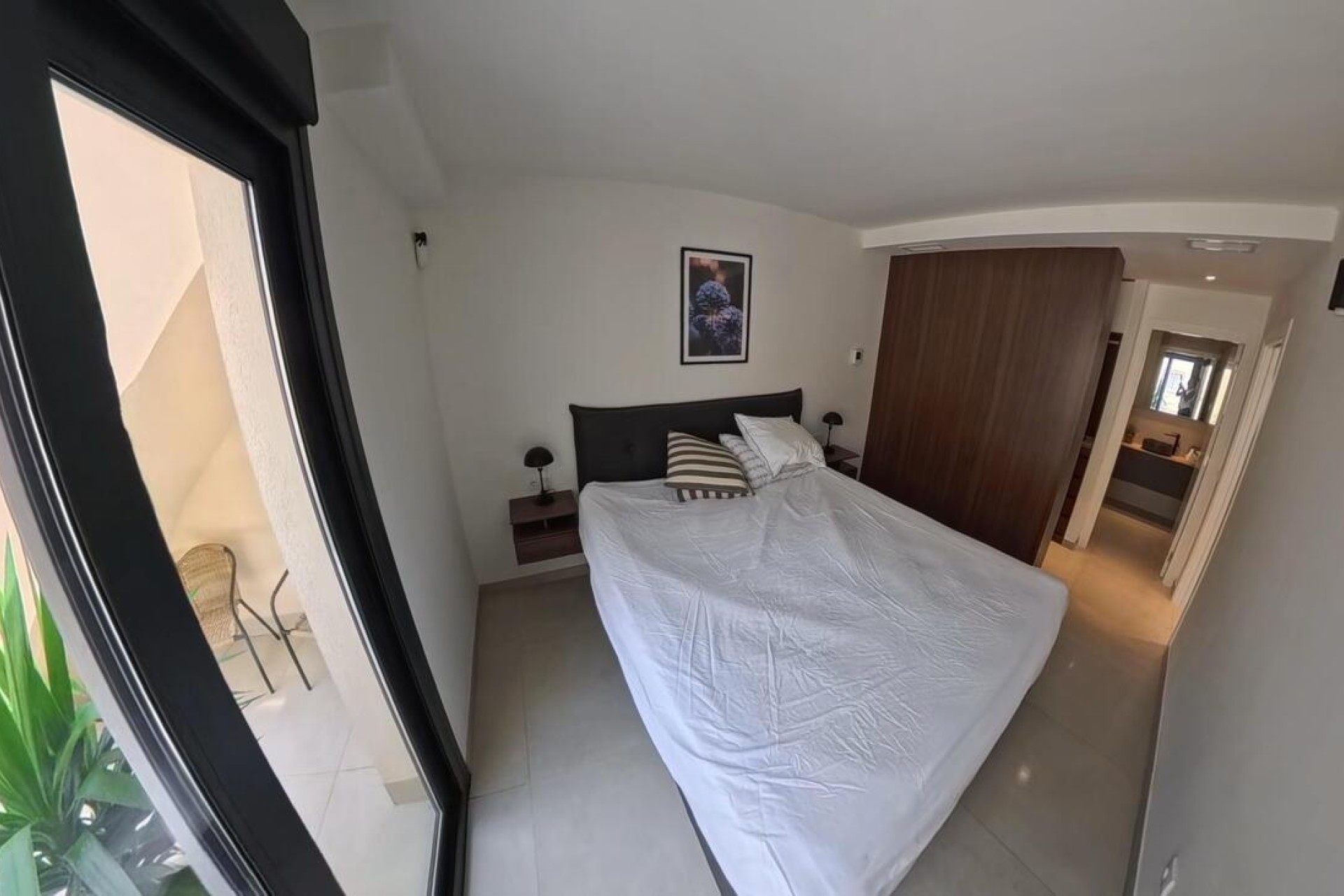 Venta - Apartamento / Piso -
Torrevieja