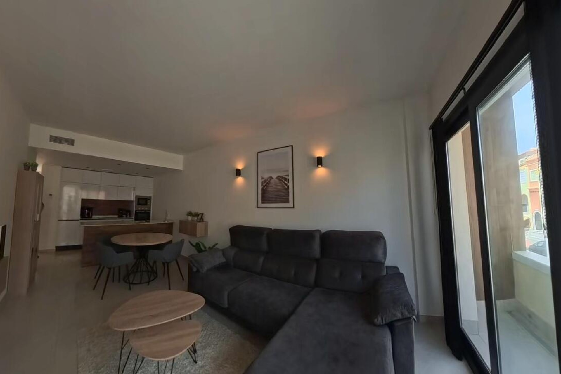 Venta - Apartamento / Piso -
Torrevieja