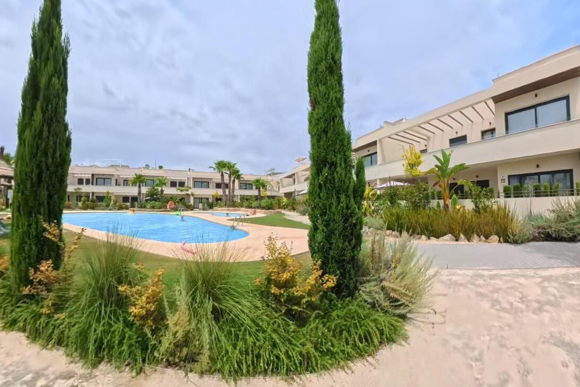Venta - Apartamento / Piso -
Torrevieja