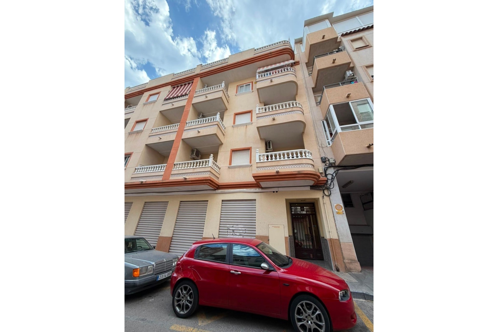 Venta - Apartamento / Piso -
Torrevieja
