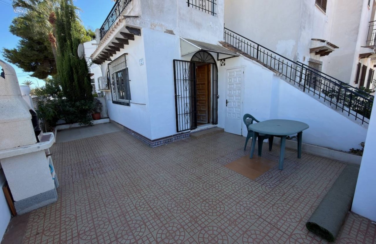 Venta - Apartamento / Piso -
Torrevieja