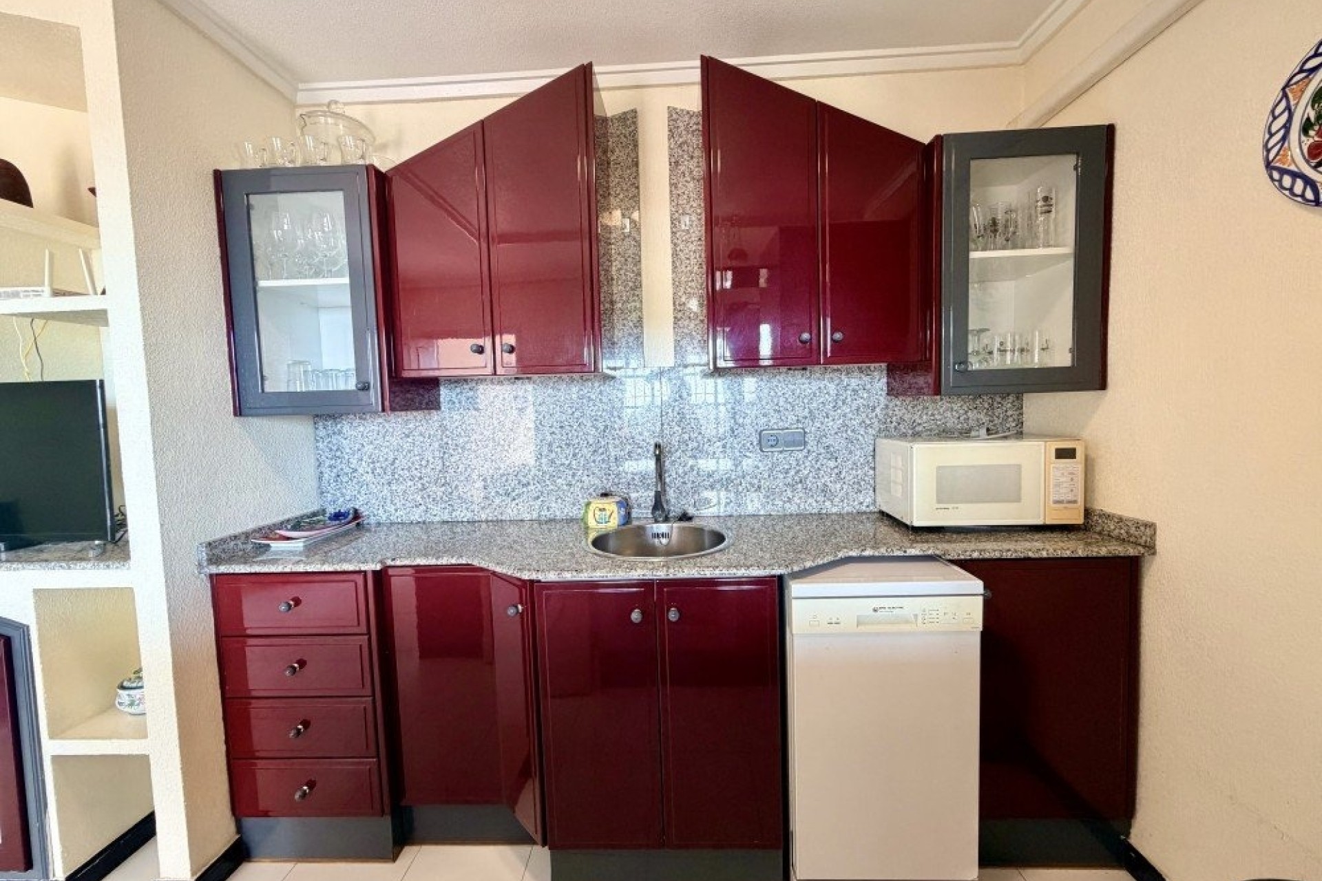 Venta - Apartamento / Piso -
Torrevieja