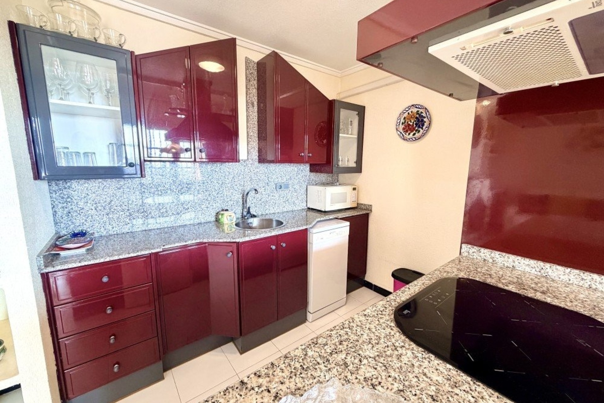 Venta - Apartamento / Piso -
Torrevieja