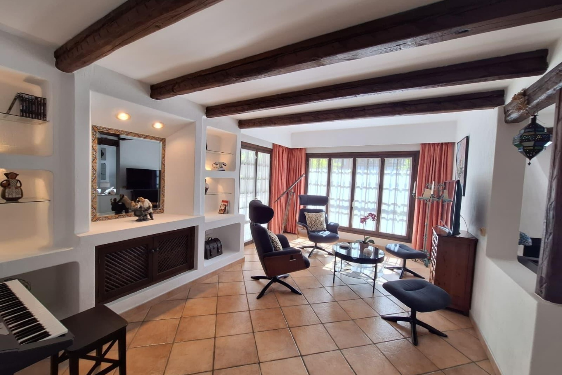 Venta - Apartamento / Piso -
Torrevieja