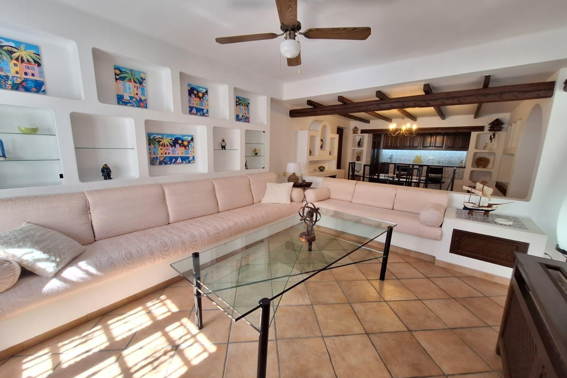 Venta - Apartamento / Piso -
Torrevieja