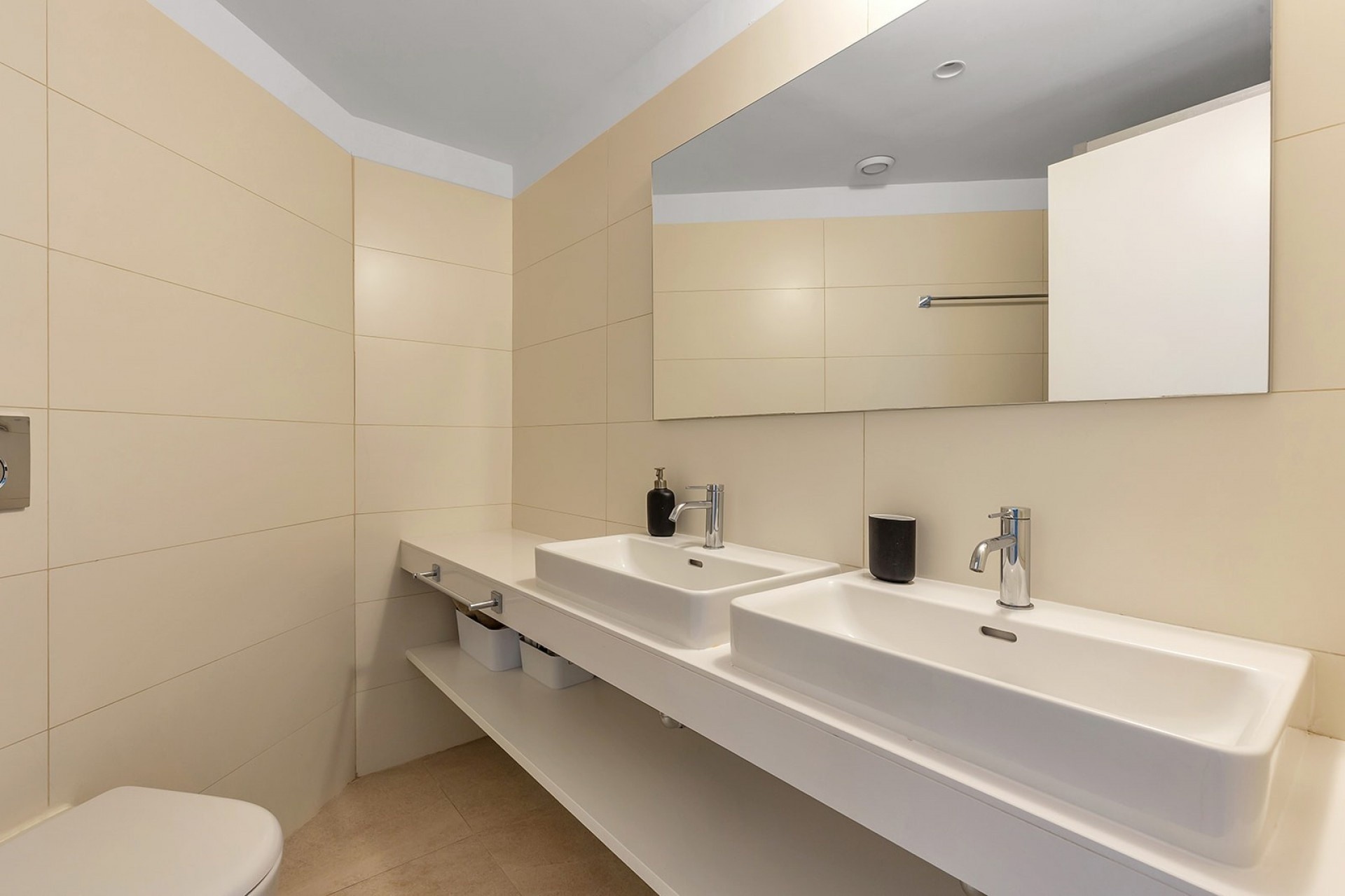 Venta - Apartamento / Piso -
Torrevieja