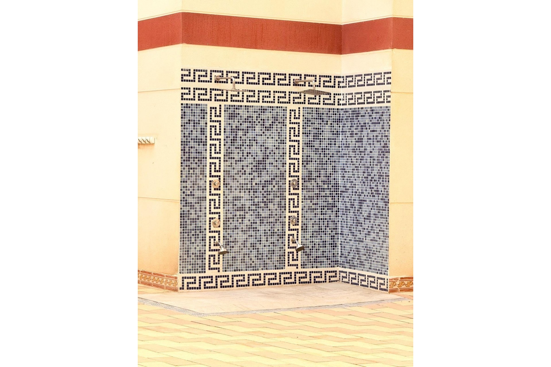 Venta - Apartamento / Piso -
Torrevieja