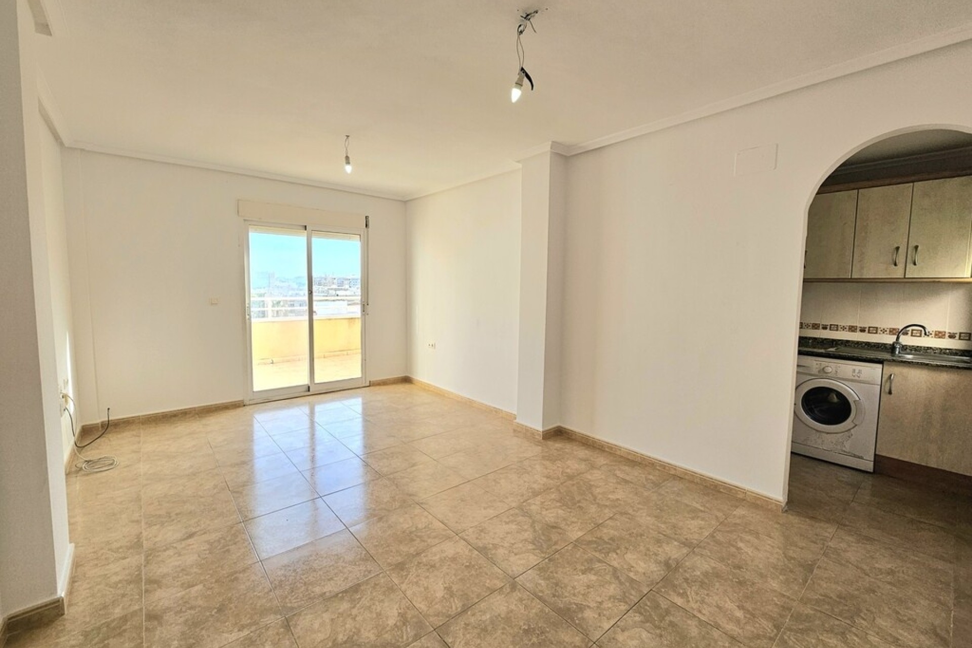 Venta - Apartamento / Piso -
Torrevieja