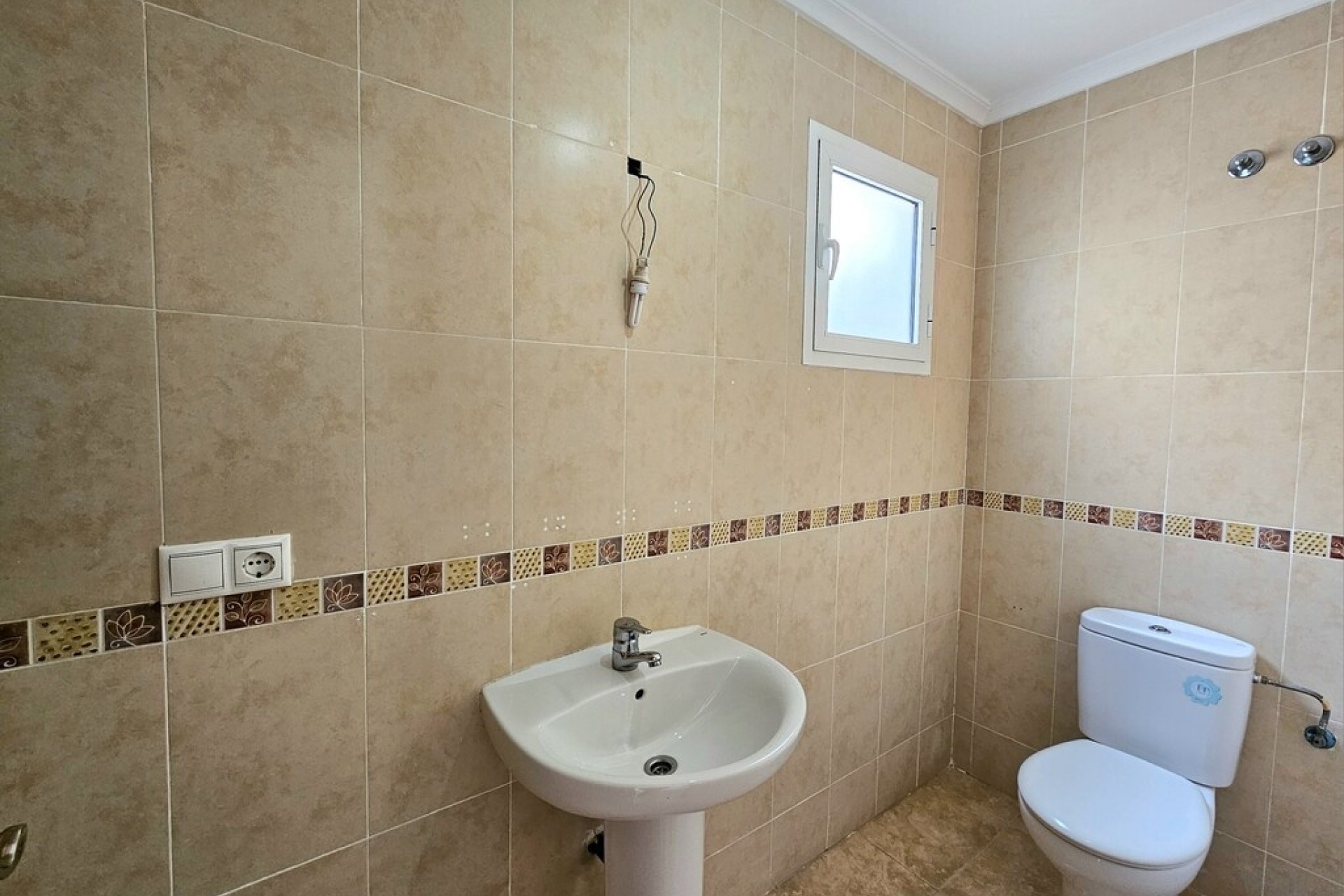 Venta - Apartamento / Piso -
Torrevieja