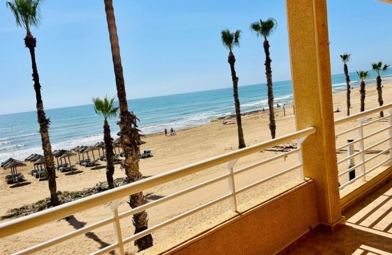 Venta - Apartamento piso -
Torrevieja