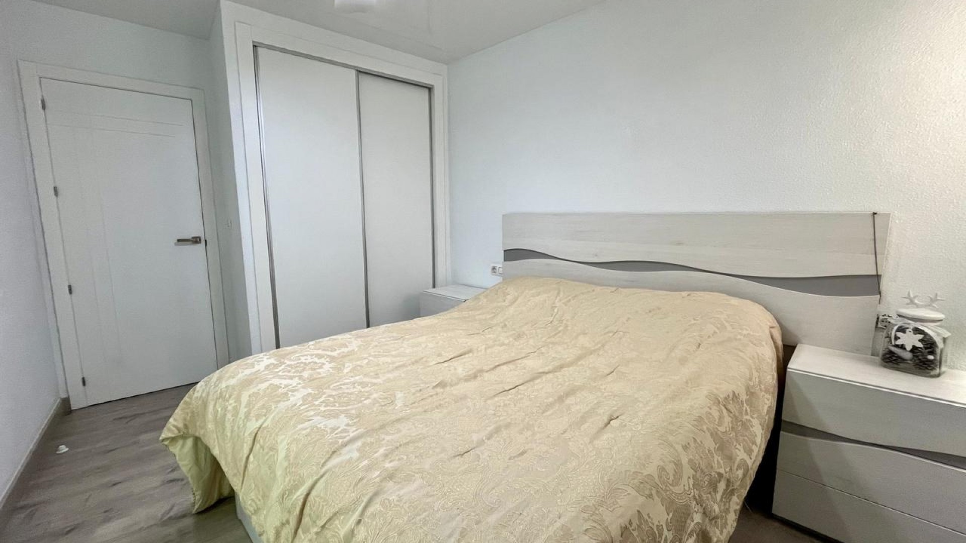 Venta - Apartamento piso -
Torrevieja