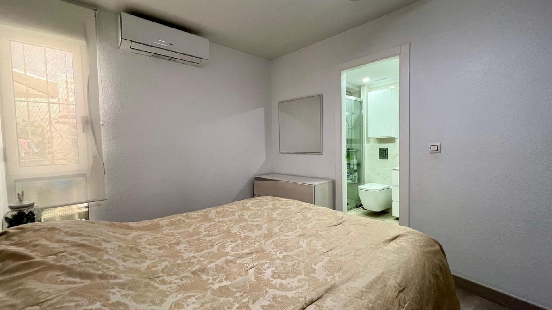 Venta - Apartamento piso -
Torrevieja