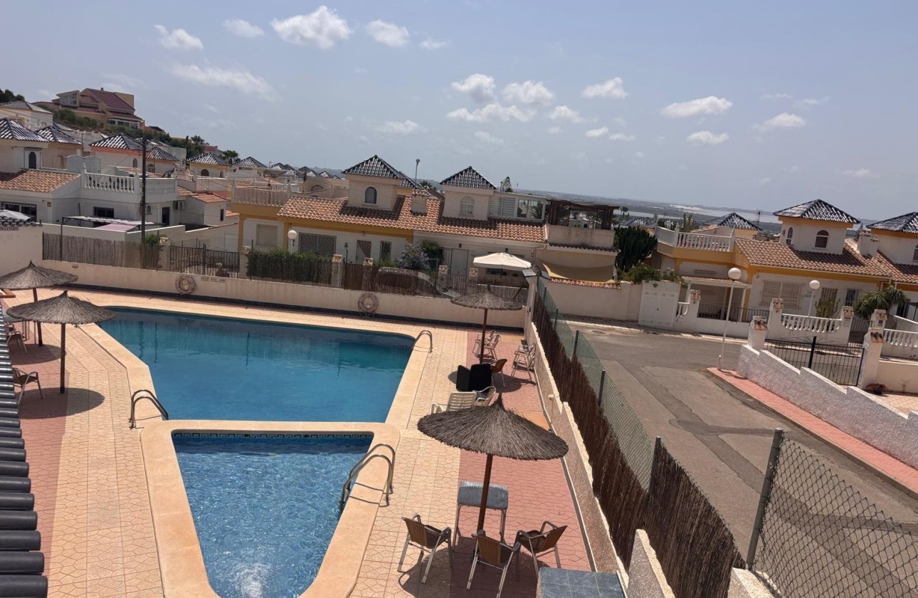 Venta - Apartamento / Piso -
Urbanización Ciudad Quesada