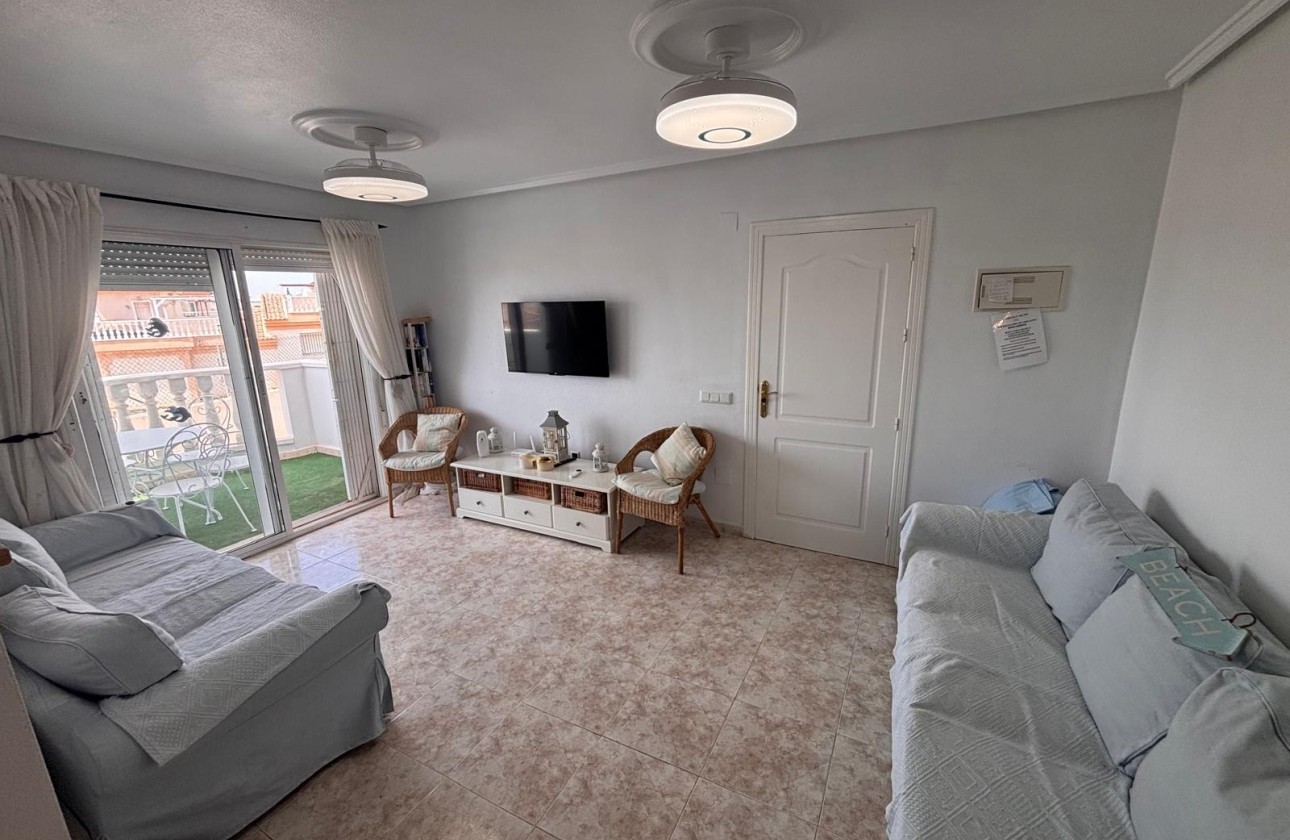 Venta - Apartamento / Piso -
Urbanización Ciudad Quesada