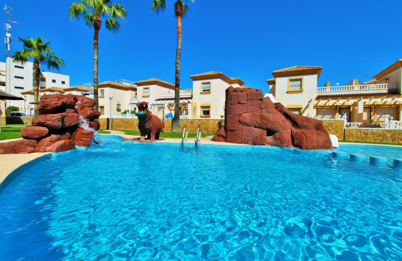 Venta - Apartamento / Piso -
Villamartín - Los Dolses