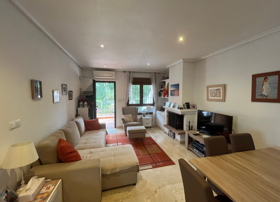 Venta - Apartamento piso -
Villamartín - PAU 8