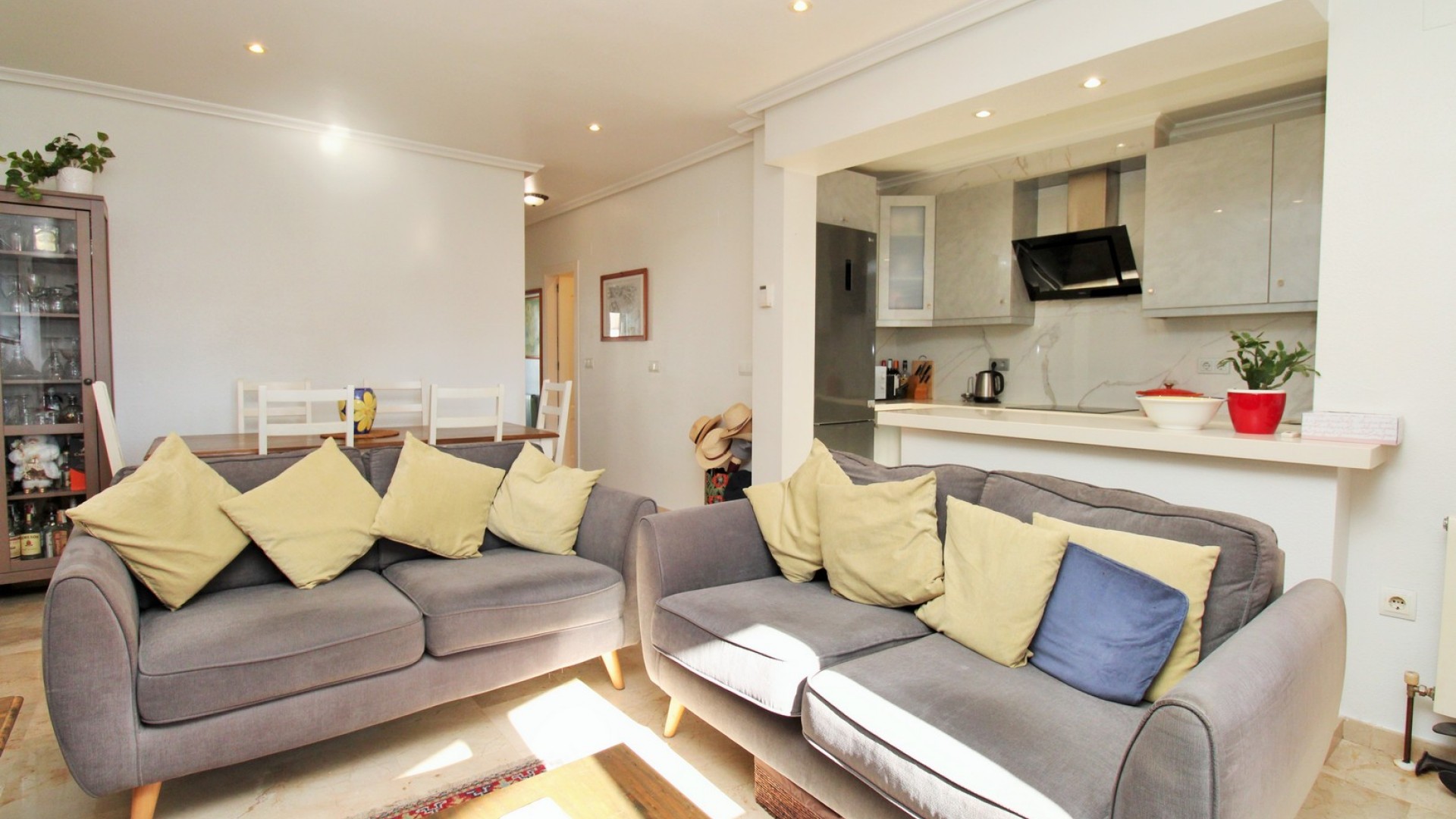 Venta - Apartamento piso -
Villamartín - PAU 8