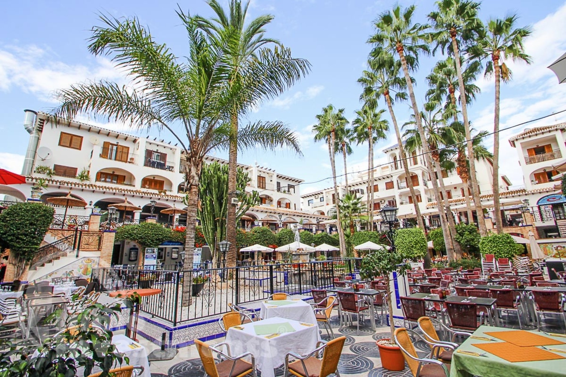 Venta - Apartamento / Piso -
Villamartín - Villacosta