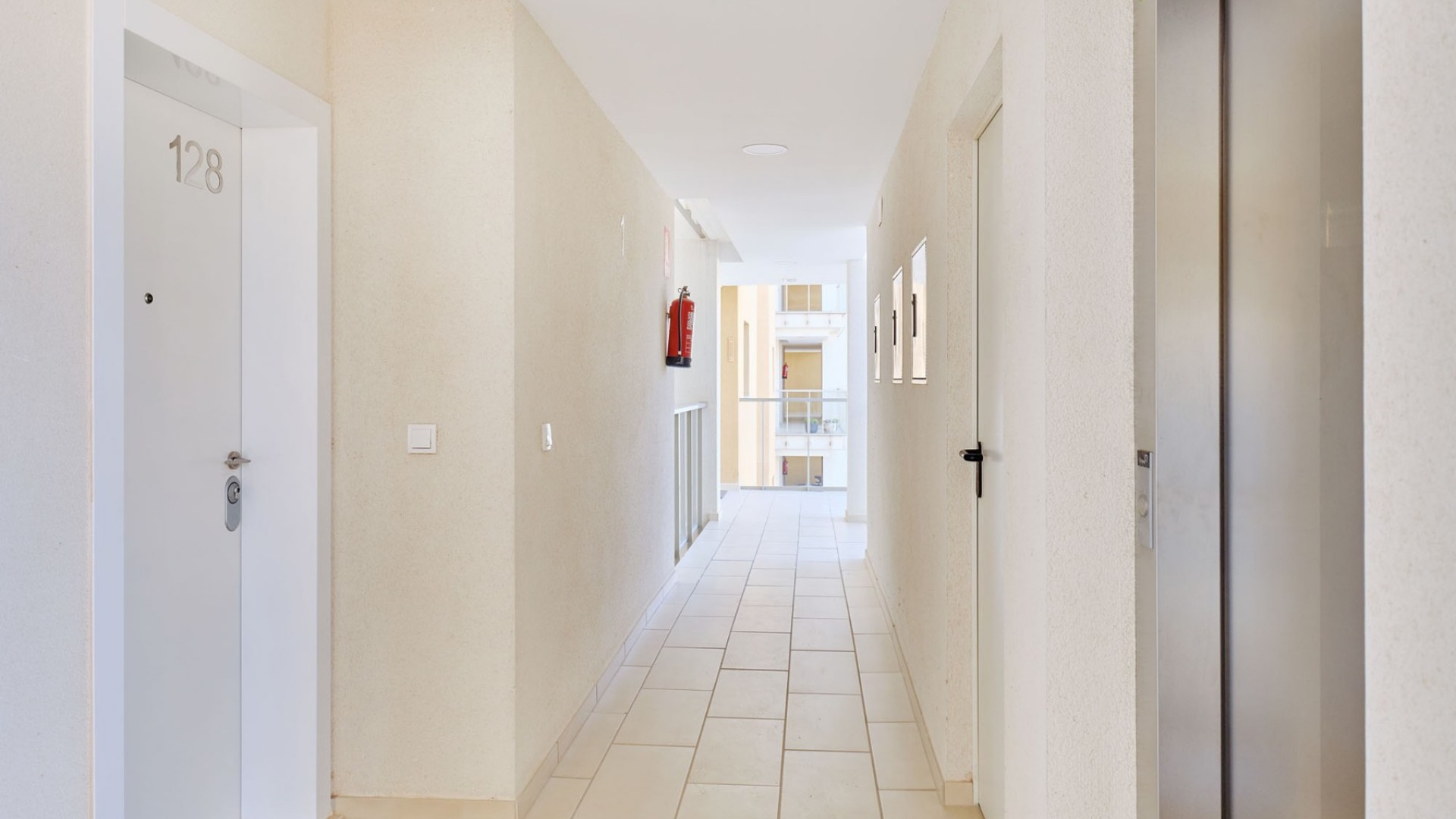 Venta - Apartamento piso -
Villamartín - Villamartin